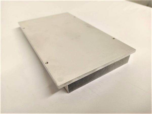 Aluminium Kühlkörper 200x100x20mm K2 – Bild 3
